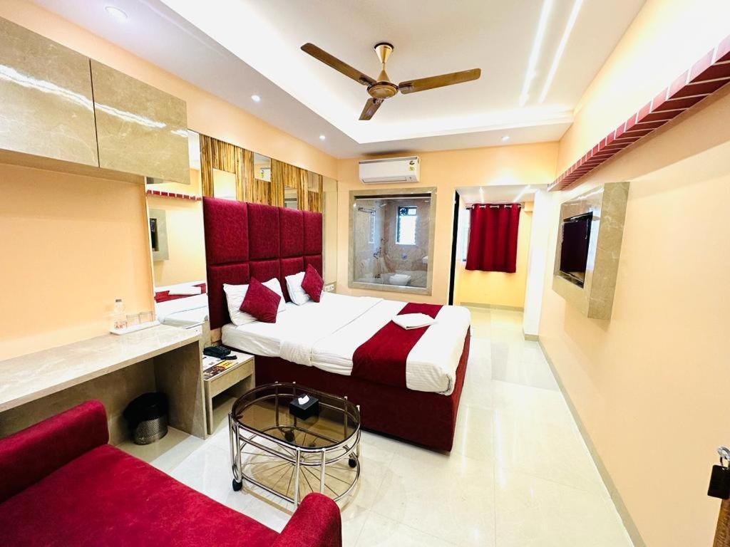 Hotel Vashi Inn Нави Мумбаи Экстерьер фото
